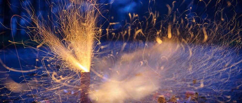 An Silvester kommt es immer wieder zu schweren Verletzungen und Todesfällen durch Pyrotechnik.
