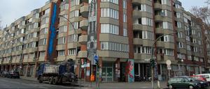 Die mehr als 150 Wohnungen dieses Gebäudes in Schöneberg sind seit Tagen ungeheizt. Auch darüber hinaus gibt es Probleme.