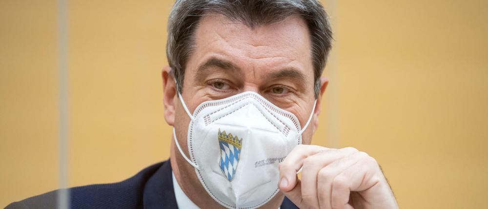 Scharfe Beschränkungen beibehalten. Bayerns Ministerpräsident Söder prescht vor der Bund-Länder-Runde vor.