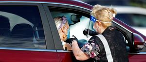 Die NYT-Kommentatoren bezweifeln, dass Ärzte und Pfleger wirklich gut ausgebildet wurden im Umgang mit dem Impfstoff.