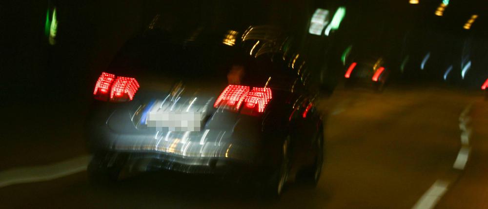 Die Fahrer fielen mit riskanten Manövern und zu hoher Geschwindigkeit auf.