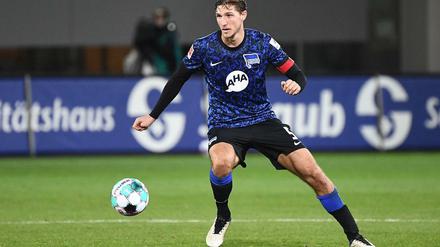 Auf gewohntem Terrain. Nachdem Niklas Stark zuletzt vornehmlich auf der Sechs gespielt hat, wird er jetzt wieder als Innenverteidiger gebraucht.