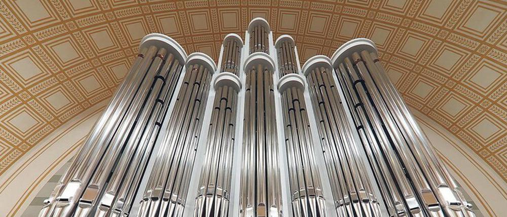Ein mechanisch ultrapräzises Meisterwerk. Die Orgel in der Potsdamer Nikolaikirche. 