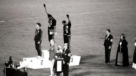 Ähnliche Proteste wie den Black Power Salute von John Carlos und Tommie Smith aus den Olympischen Spielen in Mexiko-Stadt 1968 dürfen wir laut Sarah Hirshland gerne häufiger sehen.