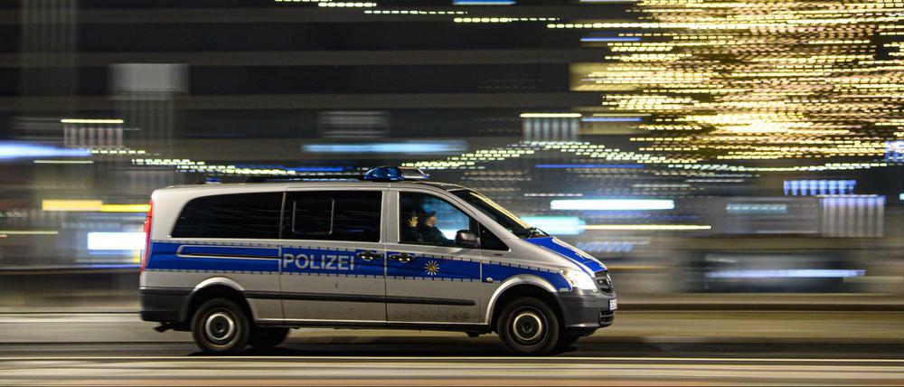 Bei der Party der Politikerin kurz nach Weihnachten riefen Nachbarn die Polizei (Symbolbild).