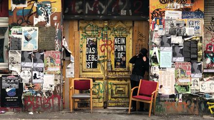 Der Eingang zum Haus in der Rigaer Straße 94 wenige Tage vor der Räumung der "Liebig 34" am 9. Oktober.