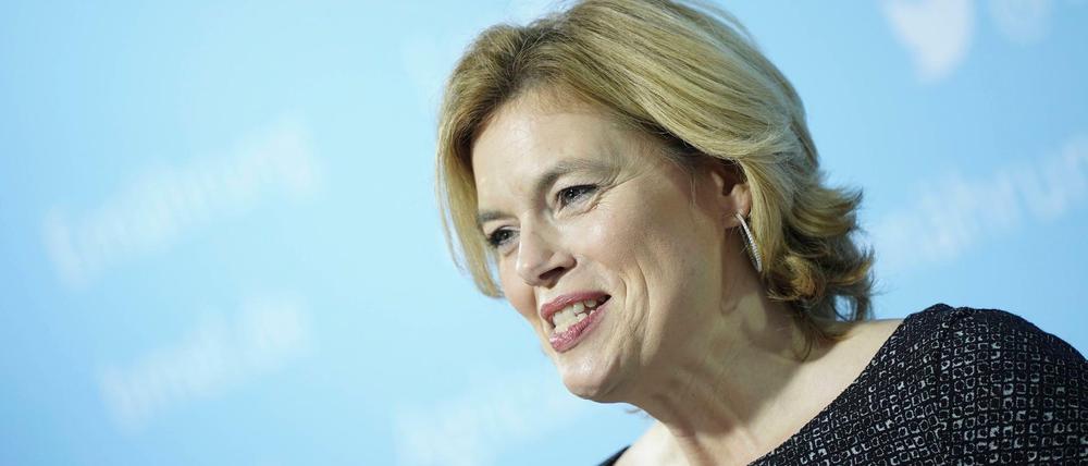 Bundesagrarministerin Julia Klöckner will den Umbau der Ställe mit 300 Millionen Euro fördern.
