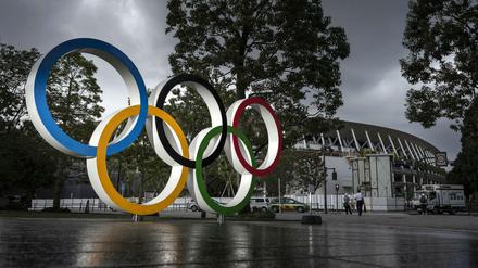 Dunkle Wolken über dem Nationalstadion in Tokio. Olympia 2021 ist mehr denn je ungewiss.