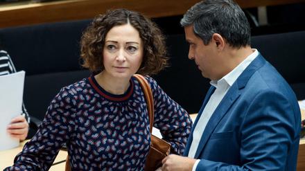 Ramona Pop (Grüne) und Raed Saleh (SPD) warfen sich gegenseitig Inkompetenz vor. (Archivbild)