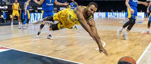 Volle Energie. Johannes Thiemann gibt keinen Ball verloren. 