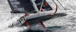 Die "Seaexplorer" ist die einzige noch vollkommen intakte Imoca-Yacht mit großen Foils im Vorderen Classement. Bei idealen Bedingungen könnte Boris Herrmann, aktuell auf dem neunten Rang, noch ein paar Plätze gutmachen. 