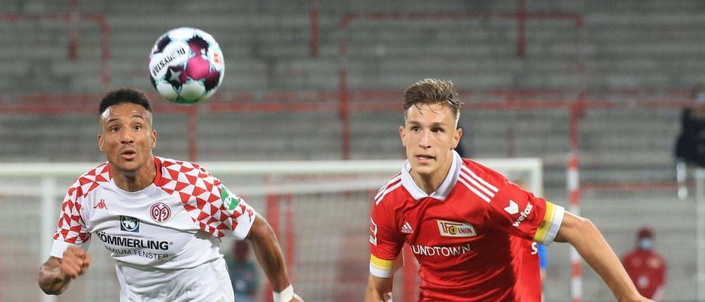 Die Rückkehr naht. Nico Schlotterbeck (rechts, hier gegen Karim Onisiwo von Mainz 05) fehlt Union seit Oktober mit zwei Muskelverletzungen.