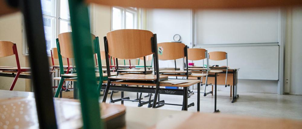 Wegen des verschärften Corona-Lockdowns bleiben Schulen gerade geschlossen.