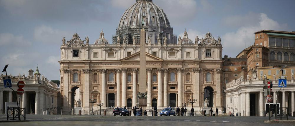 Im Vatikan hat Papst Franziskus vor wenigen Jahren das „Dikasterium für den Dienst zugunsten der ganzheitlichen Entwicklung des Menschen“ gegründet.