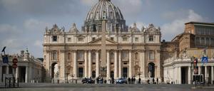 Im Vatikan hat Papst Franziskus vor wenigen Jahren das „Dikasterium für den Dienst zugunsten der ganzheitlichen Entwicklung des Menschen“ gegründet.