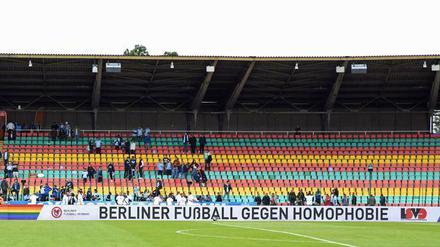 Viel zu tun. Immerhin werden LSBTI+-Themen inzwischen wahrgenommen - auch in den Verbänden.
