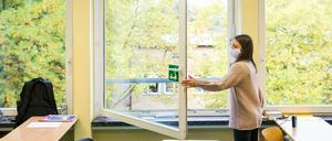 Laut Studien ist Stoßlüften effektiver, als die Nutzung von Luftfiltern.