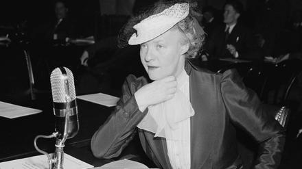 Die Frau, die Hitler interviewte: die amerikanische Journalistin Dorothy Thompson.