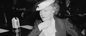 Die Frau, die Hitler interviewte: die amerikanische Journalistin Dorothy Thompson.
