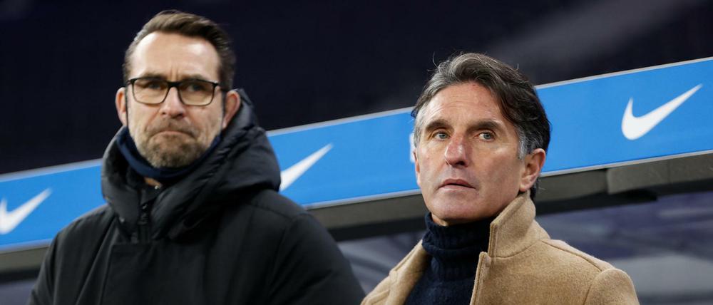 Die Stimmung war schon mal besser bei Hertha BSC. Trainer Bruno Labbadia (rechts) und Manager Michael Preetz können sich die schwachen Leistungen der Mannschaft auch nicht erklären.