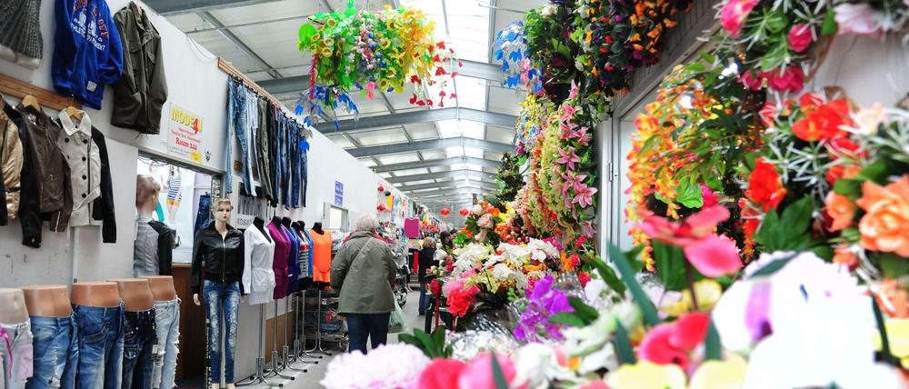 Der Dong Xuan Markt in der Herzbergstraße soll beim Geschäft der Schleuser eine zentrale Rolle spielen.
