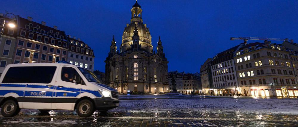 Auch bundesweite nächtliche Ausgangssperren sind vor dem Corona-Beratungen im Gespräch.