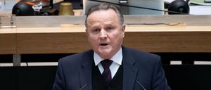 Schlechte Nachricht für Georg Pazderski: Die Kündigung seines ehemaligen Fraktionsgeschäftsführers war unzulässig.