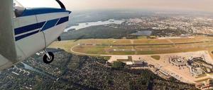 Der Flughafen Berlin-Tegel aus der Luft. Im November 2020 wurde der Betrieb eingestellt.