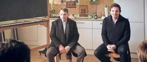 Ordentlich Arbeit. Einfach wird das nicht für die Kommissare Thorsten Lannert (Richy Müller, links) und Sebastian Bootz (Felix Klare), sie haben es bei ihren Befragungen gleich mit einem ganzen Kollektiv zu tun. 