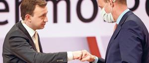 Friedrich Merz (r., hier mit CDU-Generalsekretär Paul Ziemiak) wandte sich mit einem Brief an die CDU-Mitglieder. 