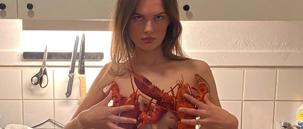 Pauline Krokeide wohnt in Oslo und studiert Kunst.