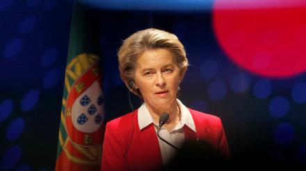 Telefonierte mit dem Pfizer-Chef und rang ihm das Verprechen ab: Alle zugesagten Impfstoffdosen werden bis Ende März geliefert: EU-Kommissionschefin Ursula von der Leyen.