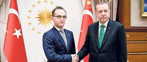 Reserviert. Heiko Maas beim letzten Besuch 2018 bei Erdogan. 