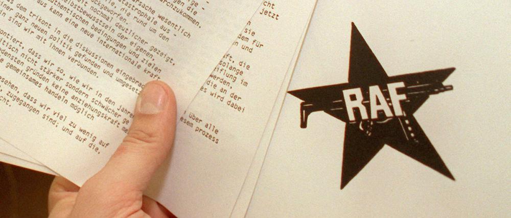Die Rote Armee Fraktion hatte 1998 ihre Auflösung bekannt gegeben. Zuvor hatte sie viele Erddepots angelegt. 
