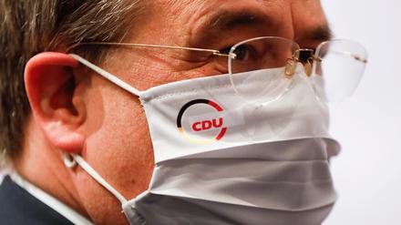 Muss der neue CDU-Chef in der Außenpolitik den "Reset"-Knopf drücken? Das zumindest mein ein Experte.