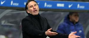Och nee! Herthas Mannschaft schafft es immer wieder, ihre Trainer Bruno Labbadia negativ zu überraschen.