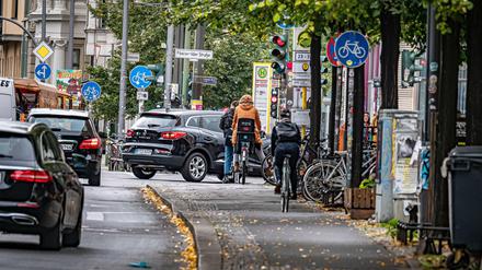 Verkehr auf der Schönhauser Allee in Berlin-Pankow.