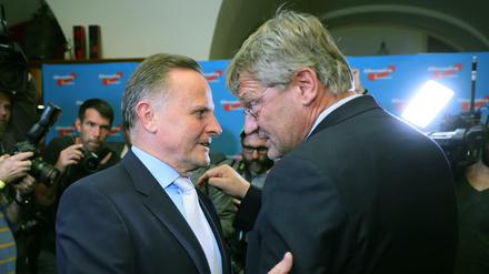 Auf derselben Seite: Der Berliner AfD-Fraktionschef Georg Pazderski und AfD-Chef Jörg Meuthen.