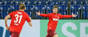 Jan Thielmann jubelt nach seinem Treffer in der Nachspielzeit.