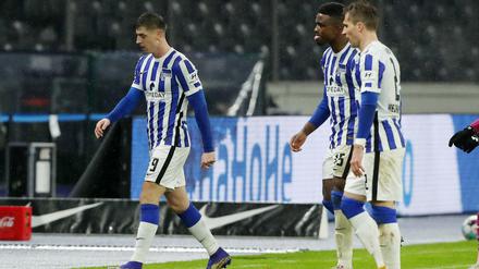 Krzysztof Piatek, Jhon Cordoba und Peter Pekarik (von links) stecken mit Hertha BSC im Abstiegskampf. 