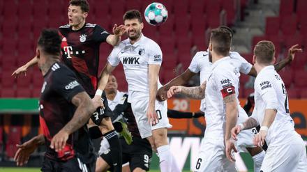 Enge Kiste. Der FC Bayern setzt sich nur knapp mit 1:0 gegen den FC Augsburg durch.