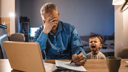 Homeoffice und Kleinkinder - für viele Beschäftigte schwer zu vereinbaren.