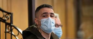 Anis Mohamed Youssef Ferchichi, bekannt unter dem Künstlernamen Bushido, im Gerichtssaal. 