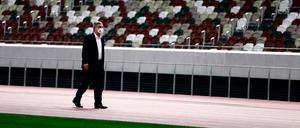 Der Chef des Internationalen Olympischen Komitee (IOC), Thomas Bach, spricht sich für Sommerspiele in Tokio aus.