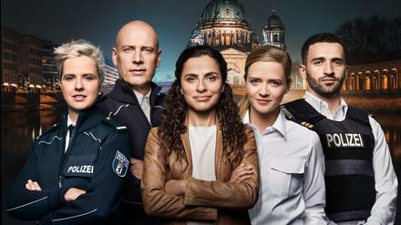 Sesede Terziyans und das Team der ARD-Serie „WaPo Berlin“.