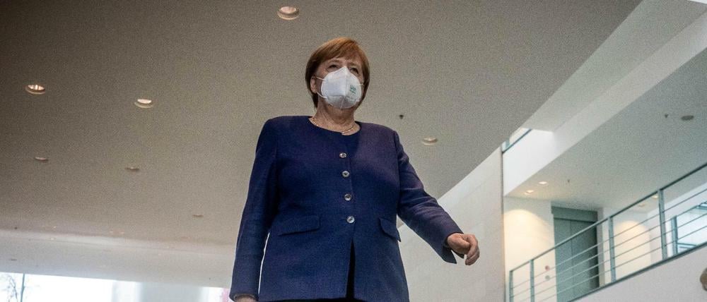 Angela Merkel im Kanzleramt. Sie blickt zunehmend kritischer auf die Umsetzung der Anti-Corona-Maßnahmen. 