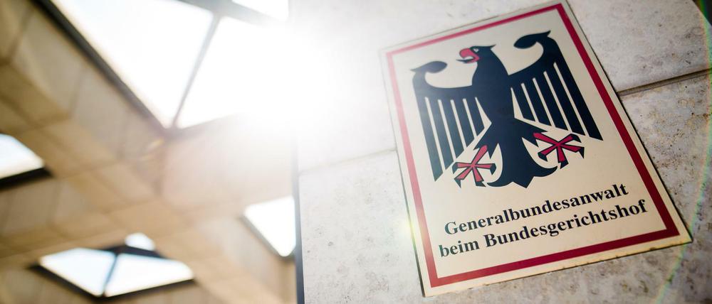 Historischer Fall. Erstmals in ihrer Geschichte hat die Bundesanwaltschaft in Karlsruhe Anklage gegen eine mutmaßliche rechtsextreme Einzeltäterin erhoben.