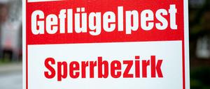 Ernstfall H5N8: Nach dem Geflügelpest-Ausbruch in der Putenmast wurde ein Sperrbezirk von drei Kilometern Radius eingerichtet.