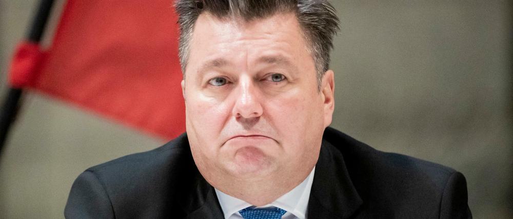 Die AfD ist mit ihrem Missbilligungsantrag gegen Innensenator Andreas Geisel (SPD) gescheitert.