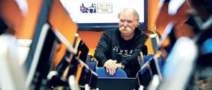 Besser online. Der „SeniorenComputerClub Berlin-Mitte“ schult ältere Menschen digital. Das hilft vielen dabei, ihre ehrenamtliche Arbeit effizienter zu planen. 